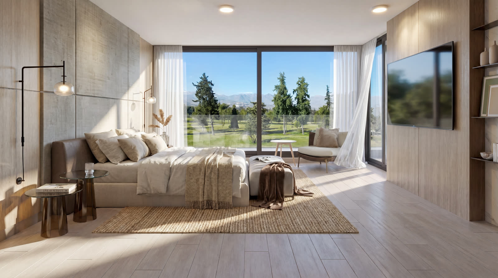 Dormitorio principal con luz natural y vista despejada al Club de Golf La Dehesa