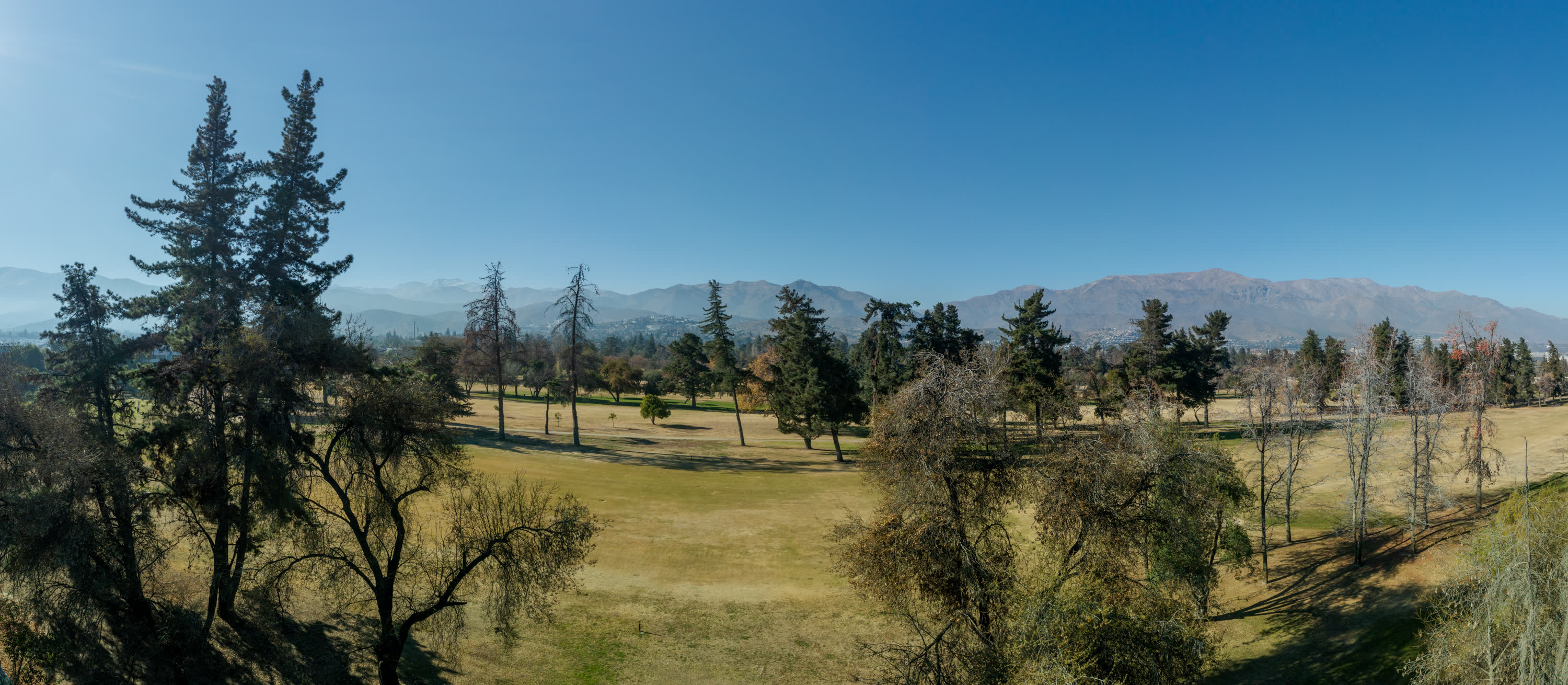 Vista real desde el piso 3 hacia Club de Golf La Dehesa